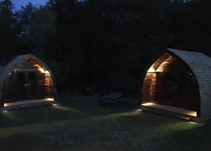 Alder Pod, Clay Bank Huts
