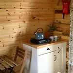 Alder Pod, Clay Bank Huts * Ingleby Greenhow